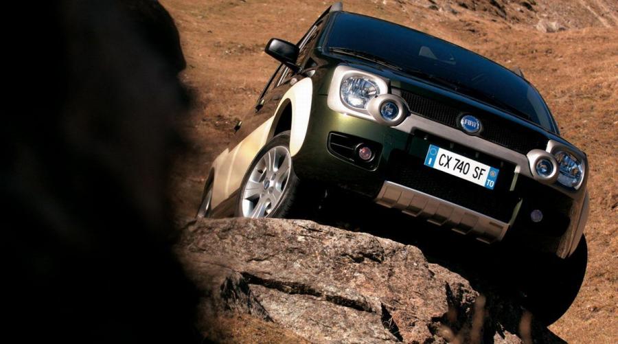  Fiat Panda Cross 2006 года  (фото 31 из 39)